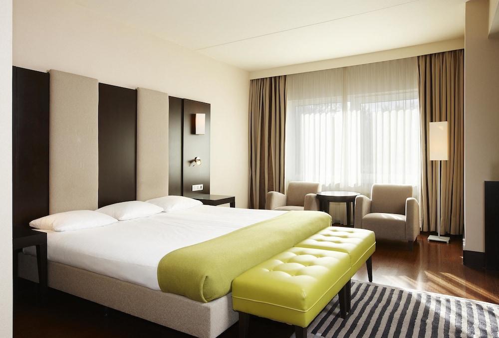 Nh Amsterdam Leidseplein Hotel Exterior photo
